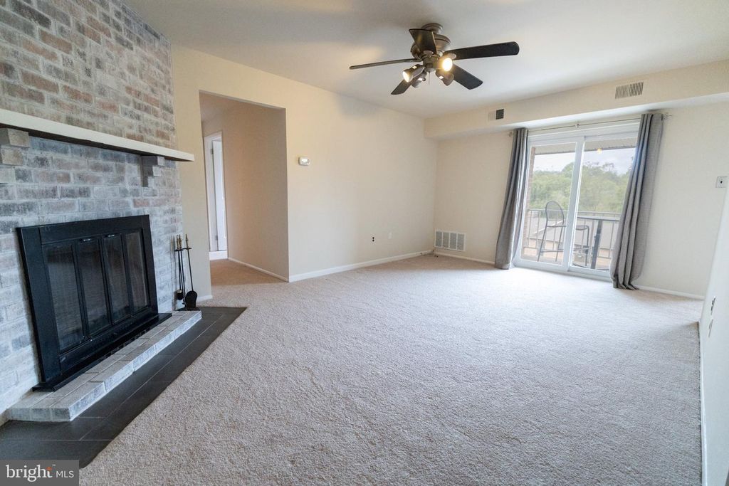 1823 VALLEY DR #1823, WEST CHESTER, PA 19382 — exterior
