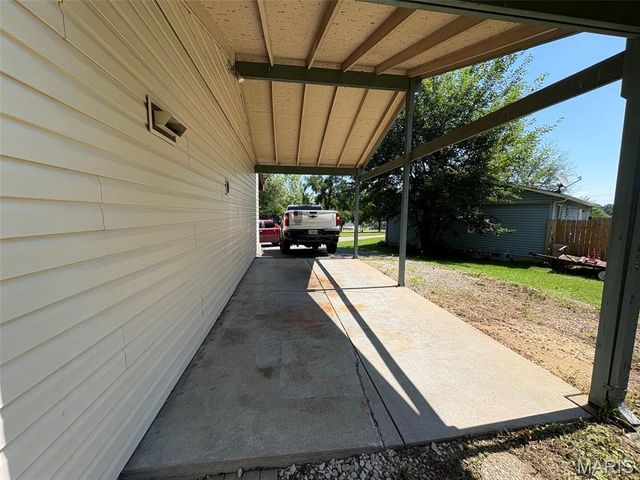 34 Orchard Hills Drive, St Peters, MO 63376