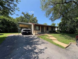 34 Orchard Hills Drive, St Peters, MO 63376