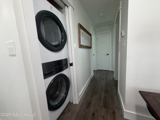 4060 Cardinal Street, Bay Saint Louis, MS 39520