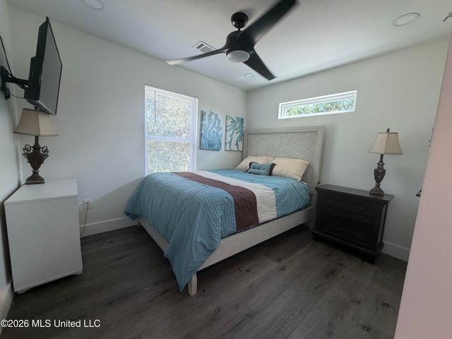 4060 Cardinal Street, Bay Saint Louis, MS 39520