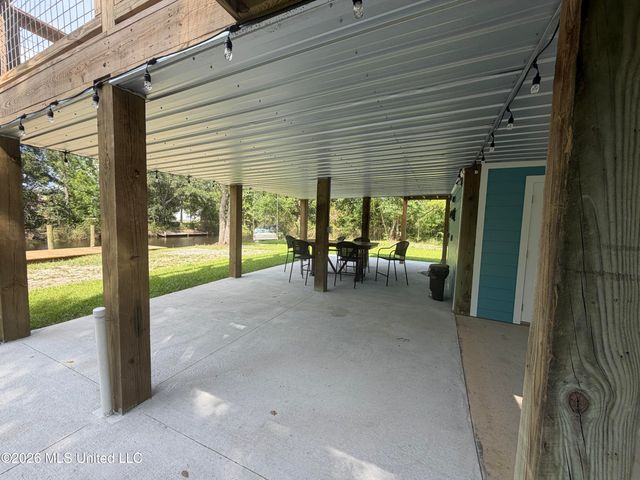 4060 Cardinal Street, Bay Saint Louis, MS 39520