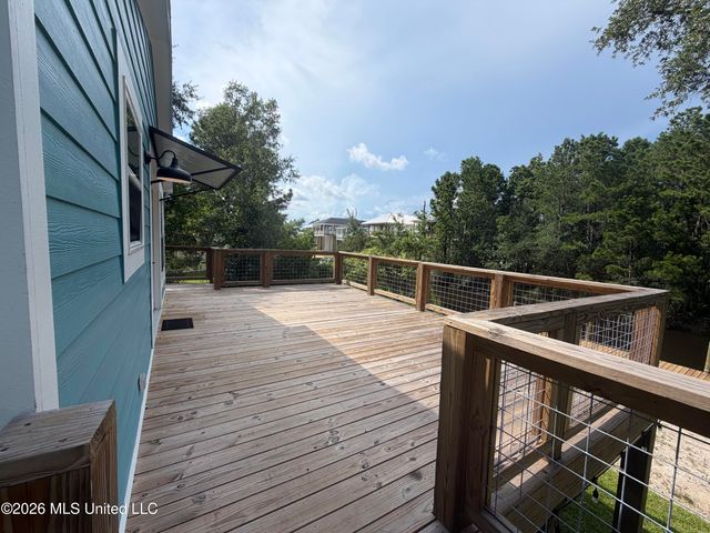 4060 Cardinal Street, Bay Saint Louis, MS 39520