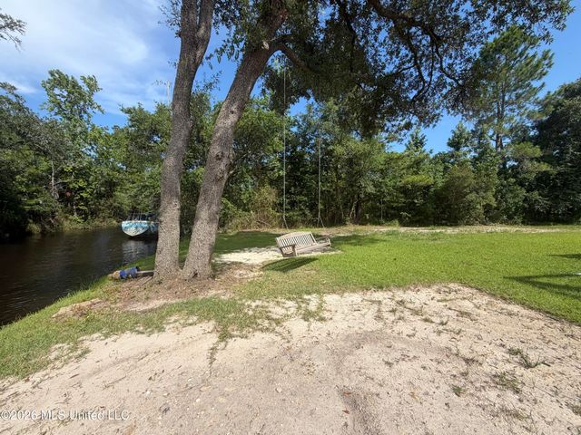 4060 Cardinal Street, Bay Saint Louis, MS 39520
