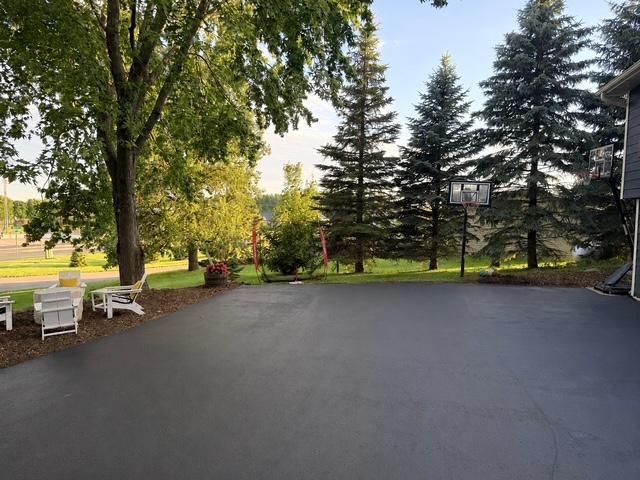 1036 Sunny Ridge Drive, Carver, MN 55315