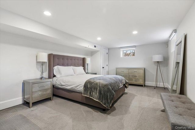 15 Braxmar Drive S, Harrison, NY 10528