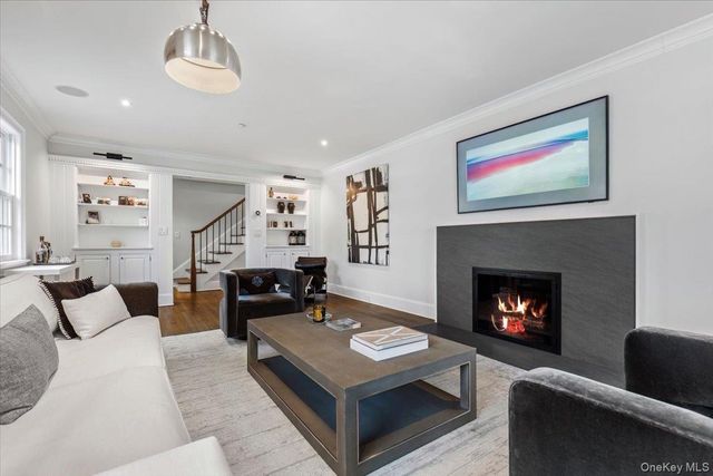 15 Braxmar Drive S, Harrison, NY 10528