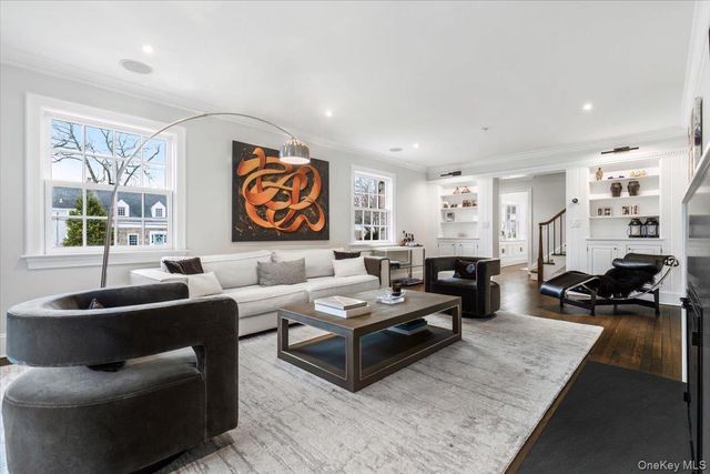 15 Braxmar Drive S, Harrison, NY 10528