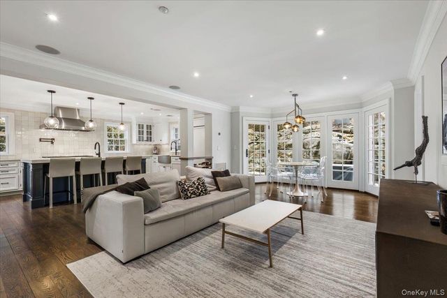 15 Braxmar Drive S, Harrison, NY 10528