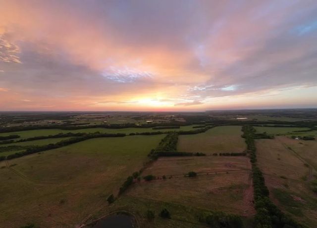 1179 E FM 813, Palmer, TX 75152