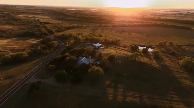 1179 E FM 813, Palmer, TX 75152