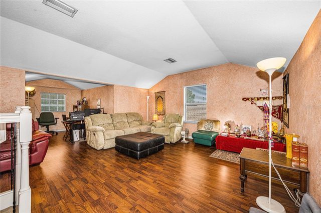 11217 LAUREL BROOK COURT, Riverview, FL 33569