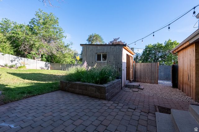 2979 S WARR RD, Millcreek, UT 84109