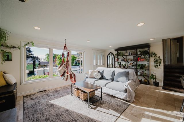 2979 S WARR RD, Millcreek, UT 84109