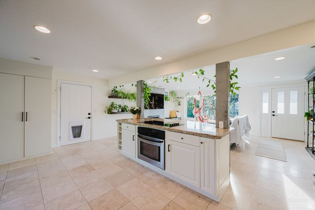 2979 S WARR RD, Millcreek, UT 84109