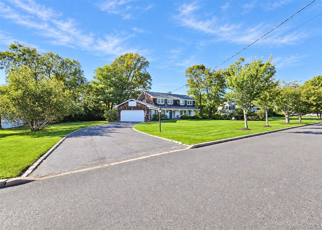 104 Benson Avenue, Sayville, NY 11782 — photo 2