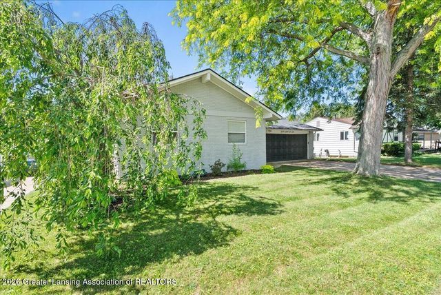 4401 Willesdon Avenue, Holt, MI 48842