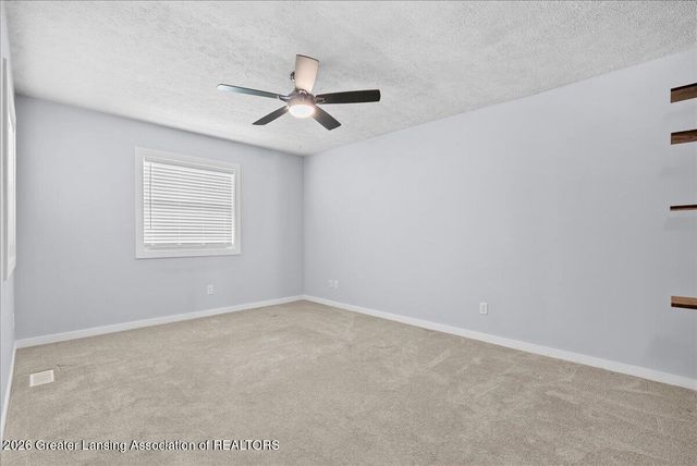 4401 Willesdon Avenue, Holt, MI 48842