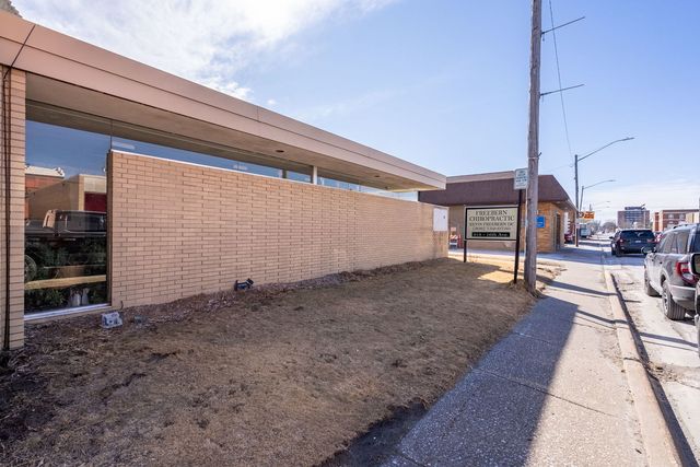 918 16th Avenue, East Moline, IL 61244