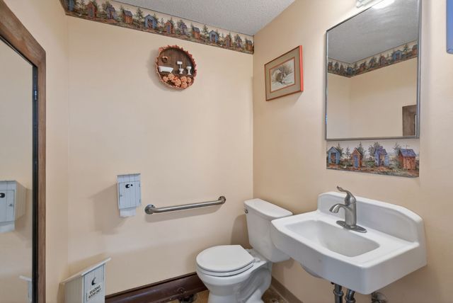 918 16th Avenue, East Moline, IL 61244