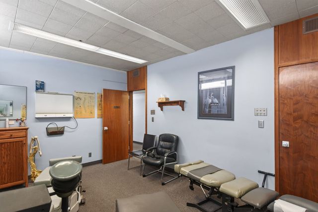 918 16th Avenue, East Moline, IL 61244