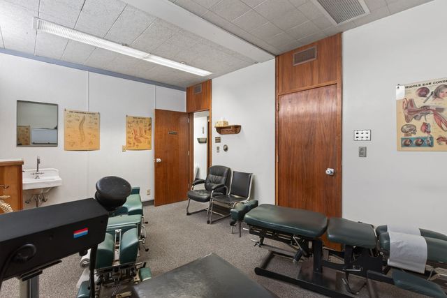 918 16th Avenue, East Moline, IL 61244