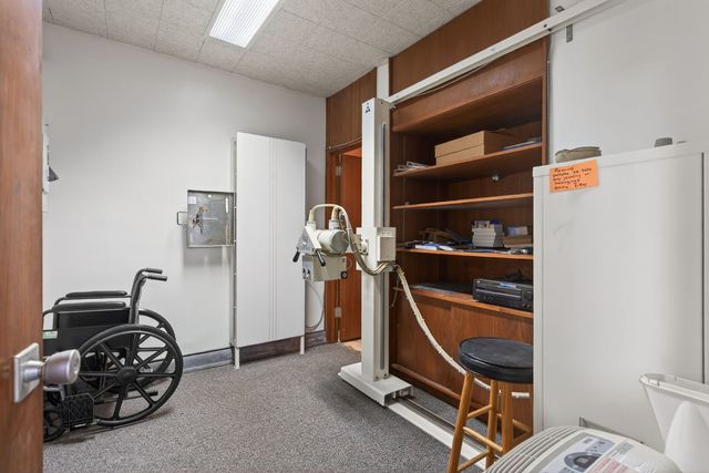 918 16th Avenue, East Moline, IL 61244