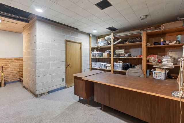 918 16th Avenue, East Moline, IL 61244