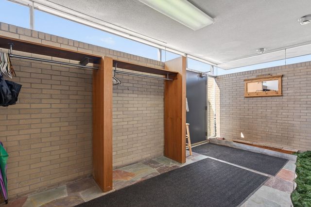 918 16th Avenue, East Moline, IL 61244