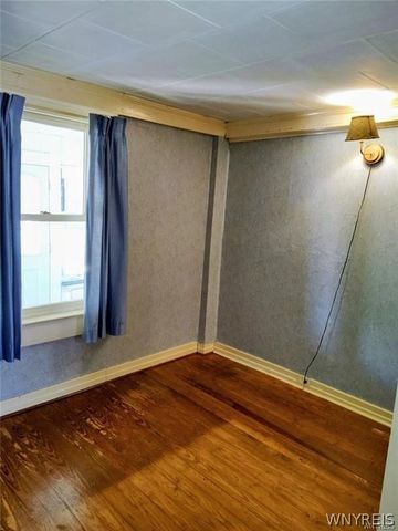 16 Crestview Avenue, Cheektowaga, NY 14225