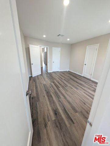 200 S Detroit Street, Los Angeles, CA 90036