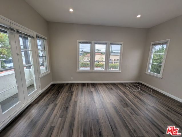 200 S Detroit Street, Los Angeles, CA 90036
