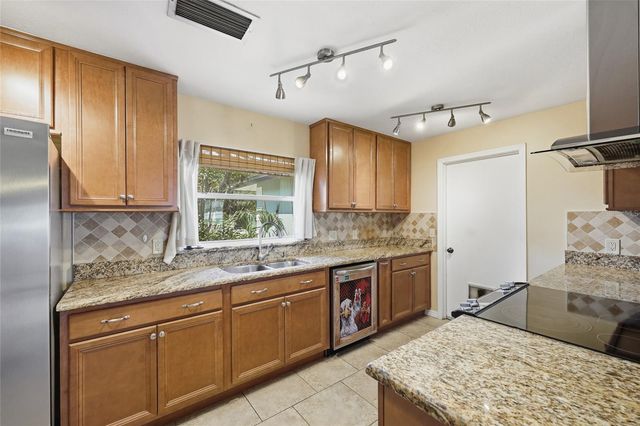 108 WILLOW TREE LANE, Longwood, FL 32750