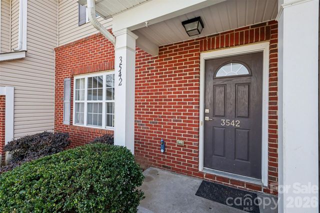 3542 Calpella Court, Charlotte, NC 28262