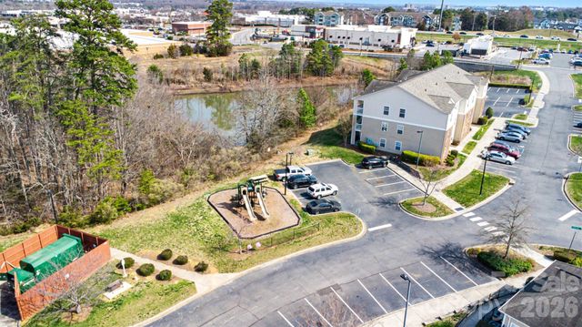 3542 Calpella Court, Charlotte, NC 28262