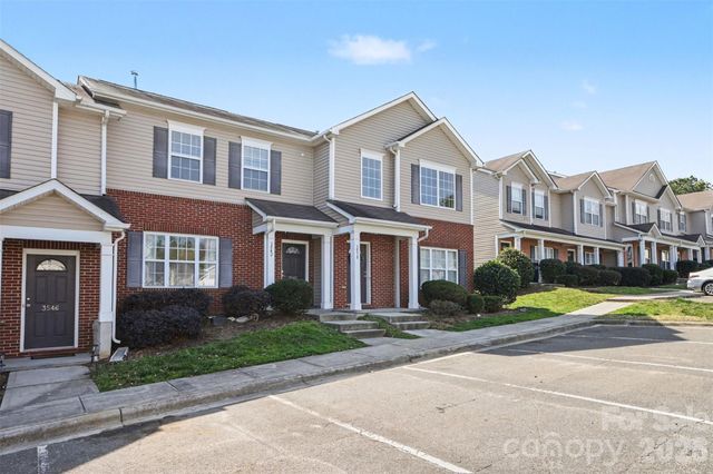 3542 Calpella Court, Charlotte, NC 28262