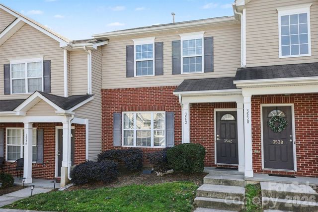 3542 Calpella Court, Charlotte, NC 28262