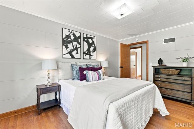 1904 Elm St Street, St Charles, MO 63301