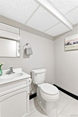 1904 Elm St Street, St Charles, MO 63301