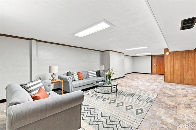 1904 Elm St Street, St Charles, MO 63301