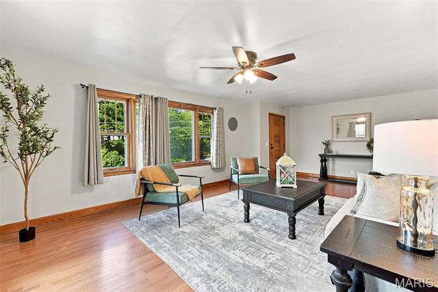 1904 Elm St Street, St Charles, MO 63301