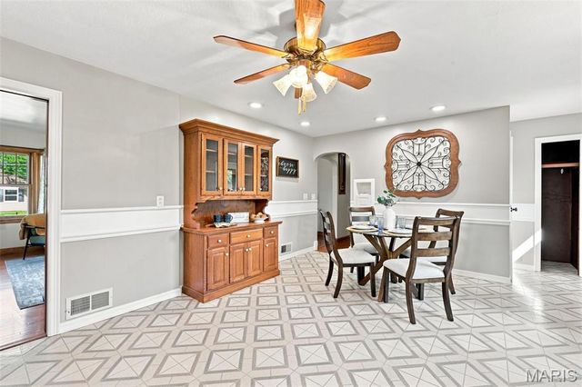1904 Elm St Street, St Charles, MO 63301