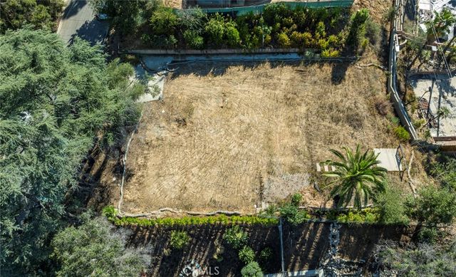 446 Devonwood Road, Altadena, CA 91001