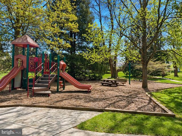 132 S BARROW PL, Princeton, NJ 08540