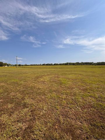 127 Proctor, Romance, AR 72136