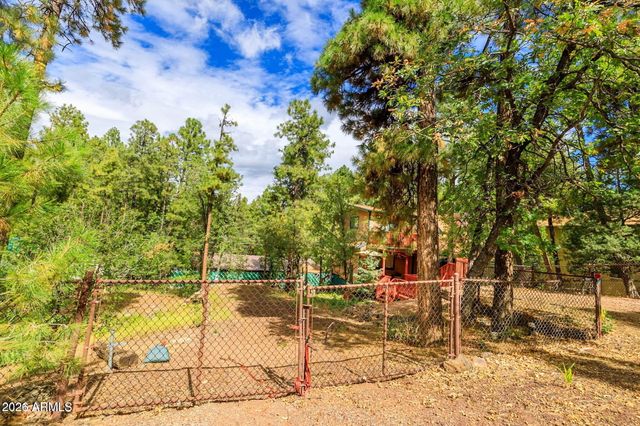 580 S Walnut Creek Loop 23, Pinetop-lakeside, AZ 85929