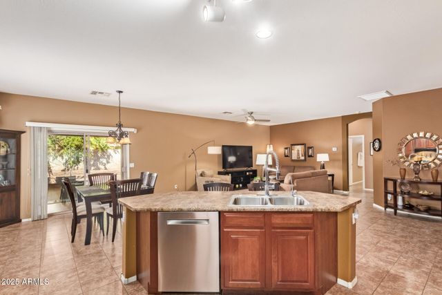 6934 W BEVERLY Road, Laveen, AZ 85339