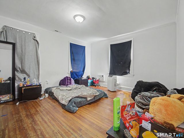 111 Elmwood Place, Bridgeport, CT 06605
