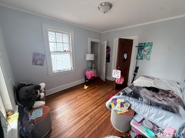 111 Elmwood Place, Bridgeport, CT 06605