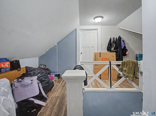 111 Elmwood Place, Bridgeport, CT 06605